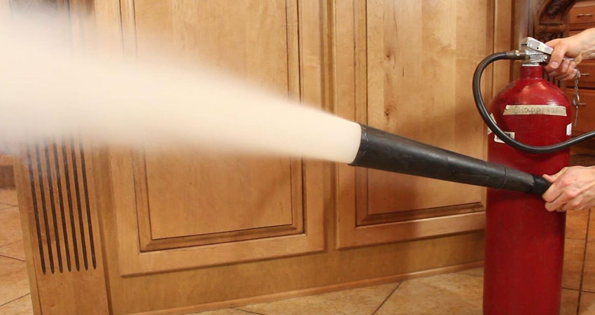 تفاوت کپسول آتش نشانی پودری و co2